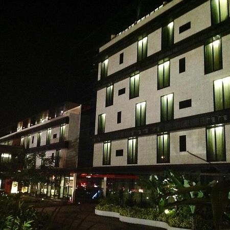 Executive Hotel Samba Луанда  Экстерьер фото